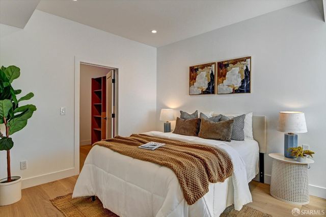 1719 33rd Avenue, San Francisco, CA 94122