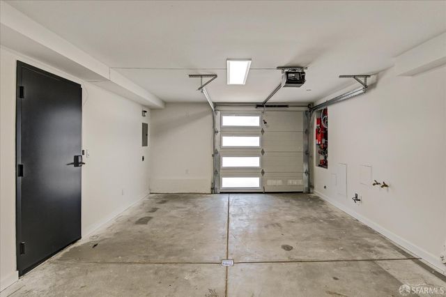 1719 33rd Avenue, San Francisco, CA 94122