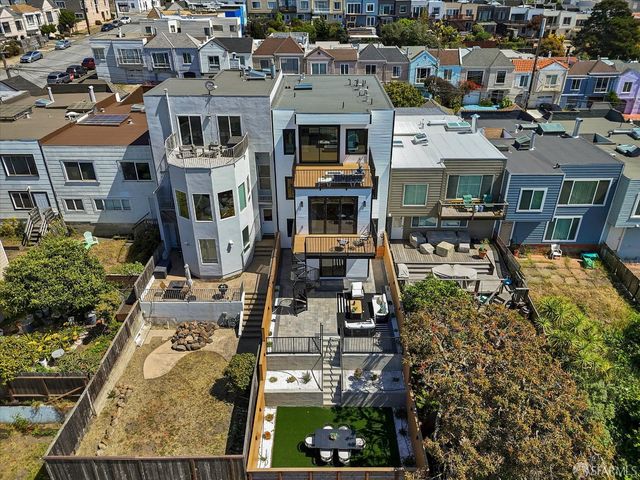 1719 33rd Avenue, San Francisco, CA 94122