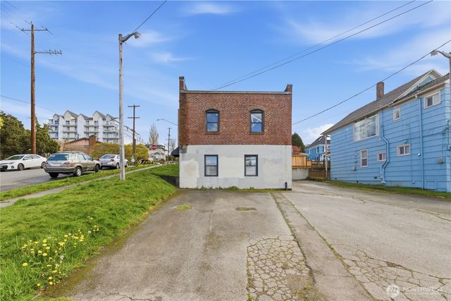 2602 Grand Avenue, Everett, WA 98201