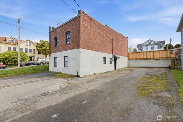 2602 Grand Avenue, Everett, WA 98201