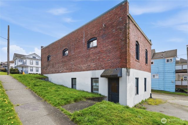 2602 Grand Avenue, Everett, WA 98201