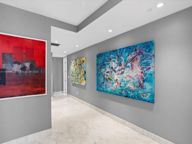 1425 Brickell Ave 52BC, Miami, FL 33131