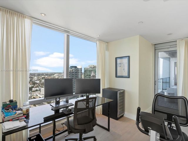 1425 Brickell Ave 52BC, Miami, FL 33131