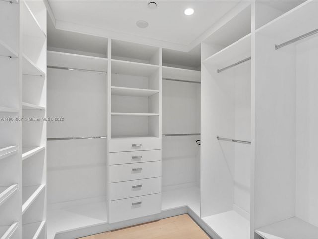 1425 Brickell Ave 52BC, Miami, FL 33131