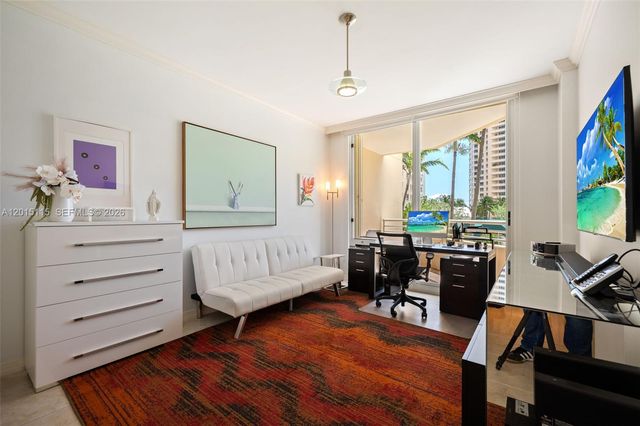 888 Brickell Key Dr 609, Miami, FL 33131