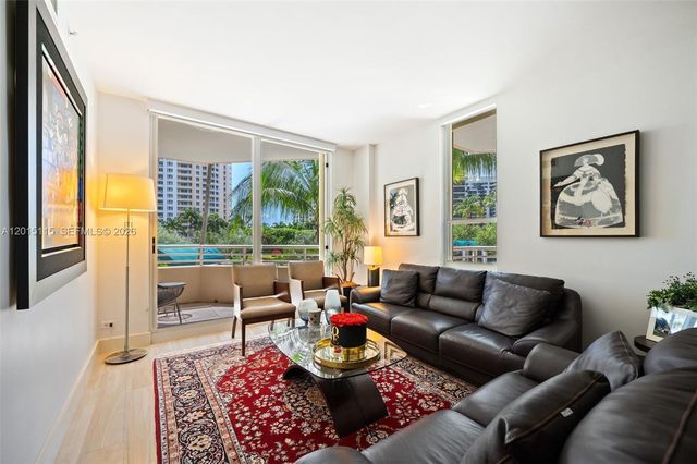 888 Brickell Key Dr 609, Miami, FL 33131
