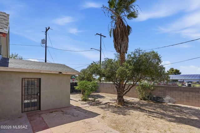 1211 S 9th Avenue, Tucson, AZ 85713