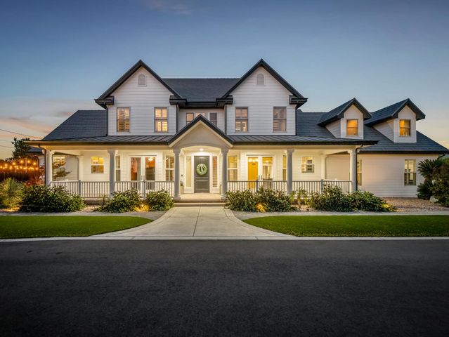 17113 Mark Road, Madera, CA 93636