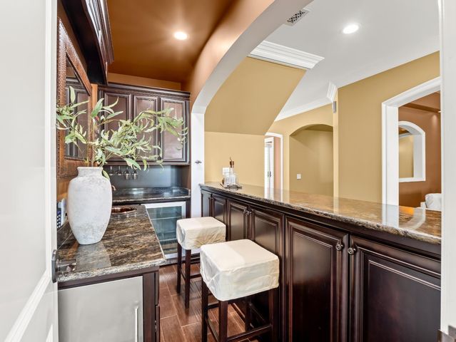 17113 Mark Road, Madera, CA 93636