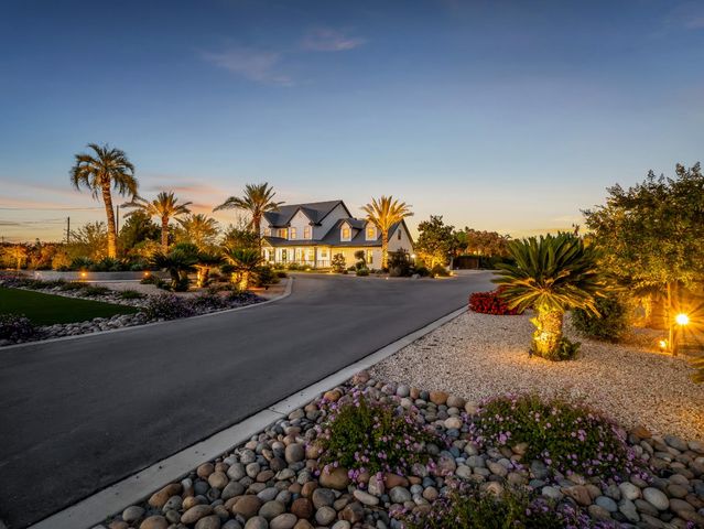 17113 Mark Road, Madera, CA 93636