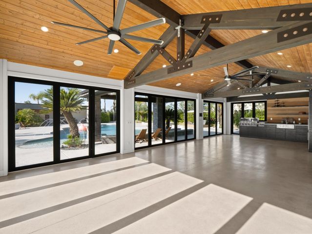 17113 Mark Road, Madera, CA 93636