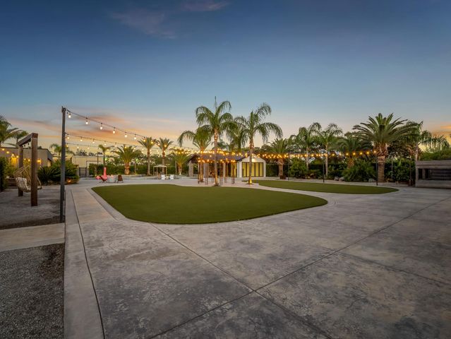 17113 Mark Road, Madera, CA 93636