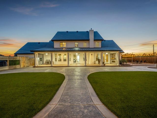 17113 Mark Road, Madera, CA 93636