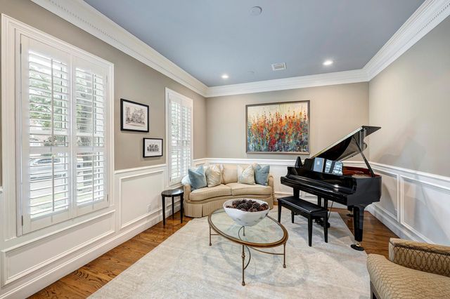 2925 Nottingham Street, West University Place, TX 77005