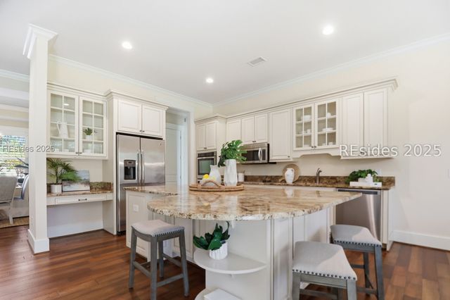 27 Normandy Ave, Bluffton, SC 29910