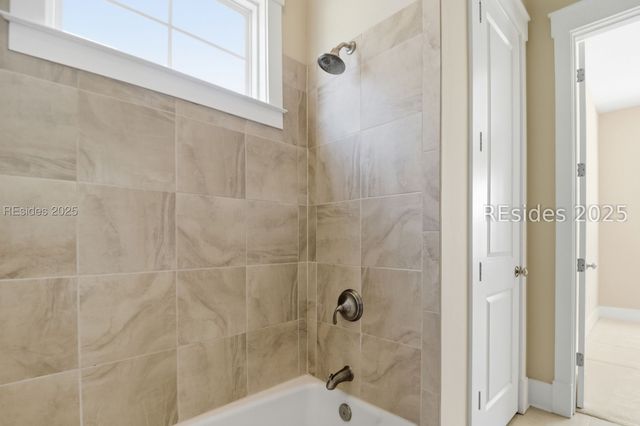 27 Normandy Ave, Bluffton, SC 29910