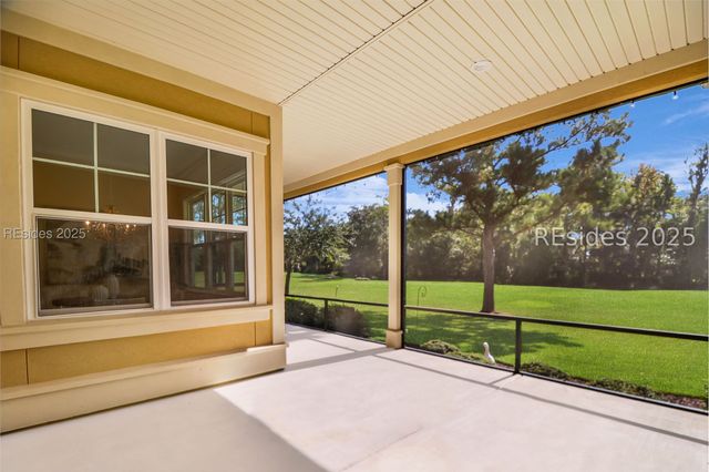 27 Normandy Ave, Bluffton, SC 29910