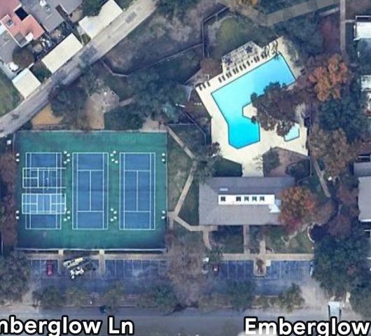 9702 Amberton Parkway, Dallas, TX 75243