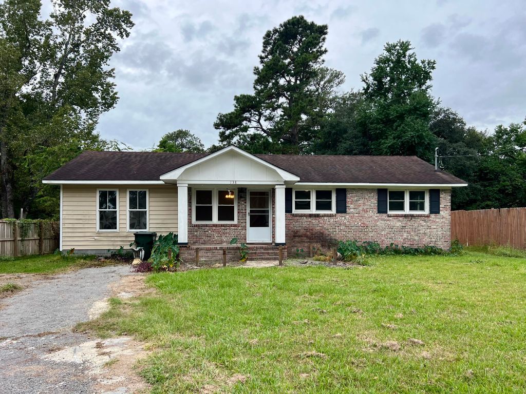 138 Cannon Avenue, Goose Creek, SC 29445