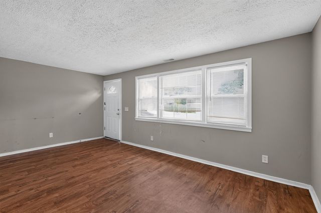 2183 Safford Avenue, Columbus, OH 43223