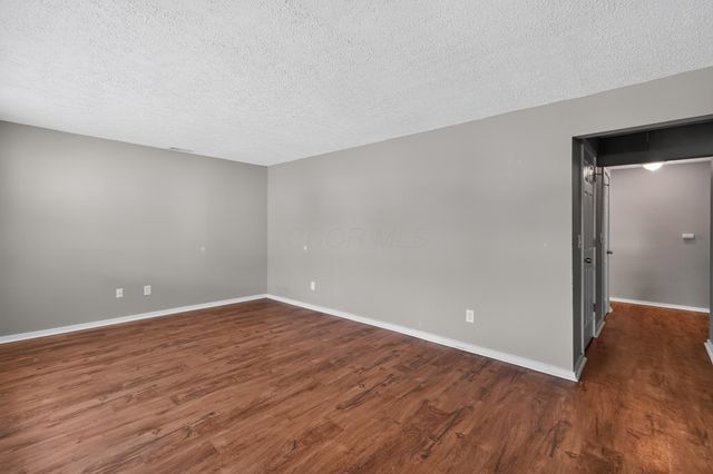 2183 Safford Avenue, Columbus, OH 43223