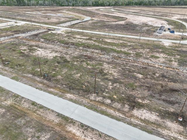 661 5915-09, Cleveland, TX 77327