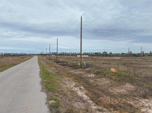 661 5915-09, Cleveland, TX 77327