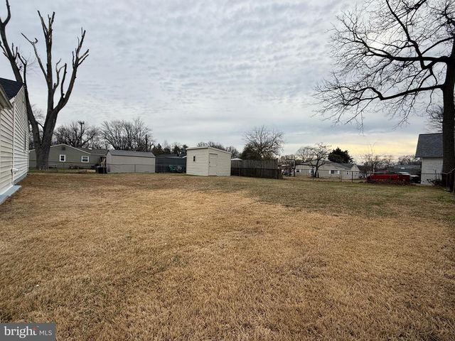 1203 RIGGS CT, Woodbridge, VA 22191