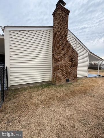 1203 RIGGS CT, Woodbridge, VA 22191