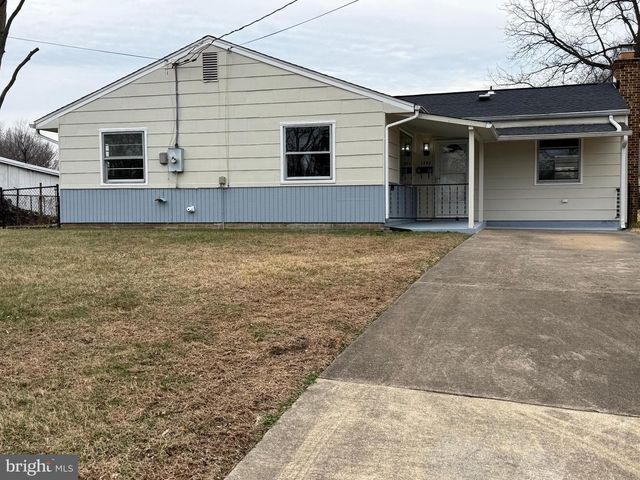 1203 RIGGS CT, Woodbridge, VA 22191