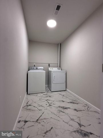 1203 RIGGS CT, Woodbridge, VA 22191