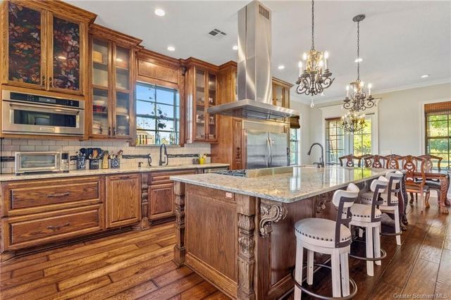 5803 Willow Ridge Drive, Lake Charles, LA 70605