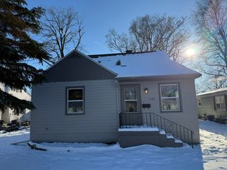 418 E CHESTNUT Street, Paxton, IL 60957