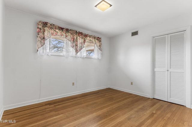 800 New Beasonwell Road, Kingsport, TN 37660