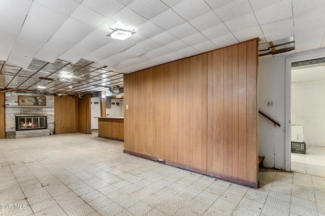 800 New Beasonwell Road, Kingsport, TN 37660