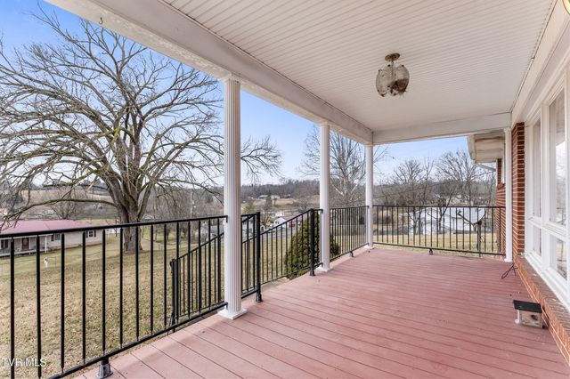 800 New Beasonwell Road, Kingsport, TN 37660