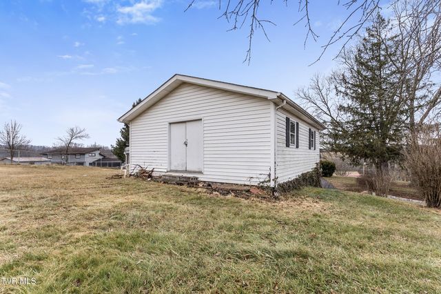 800 New Beasonwell Road, Kingsport, TN 37660