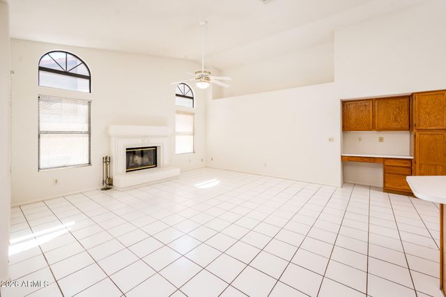 231 N COTTONWOOD Drive, Gilbert, AZ 85234