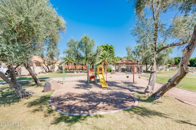 231 N COTTONWOOD Drive, Gilbert, AZ 85234