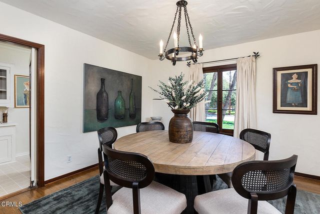 1265 N Holliston Avenue, Pasadena, CA 91104