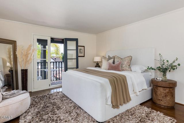 1265 N Holliston Avenue, Pasadena, CA 91104