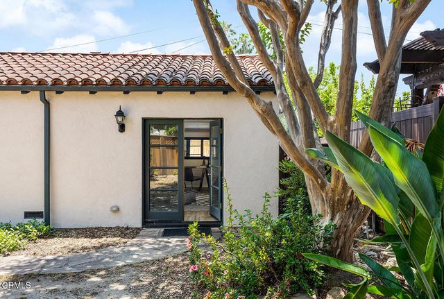 1265 N Holliston Avenue, Pasadena, CA 91104