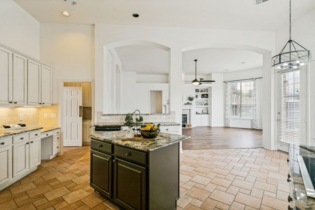 9499 Blackthorn Trail, Frisco, TX 75033
