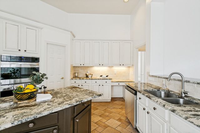 9499 Blackthorn Trail, Frisco, TX 75033