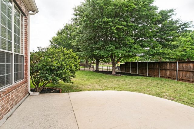 9499 Blackthorn Trail, Frisco, TX 75033