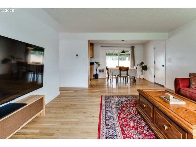 328 DEAN Ave, Eugene, OR 97404