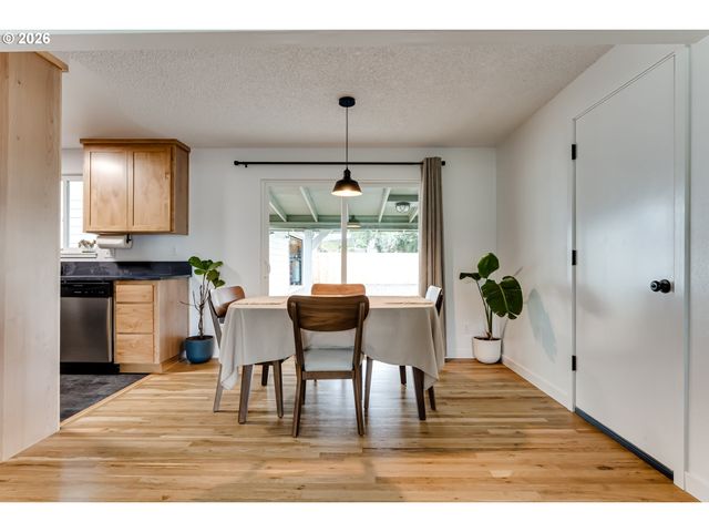 328 DEAN Ave, Eugene, OR 97404