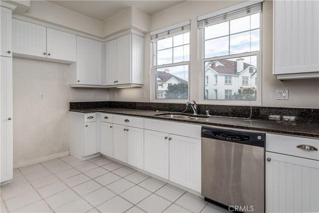 755 Harbor Cliff Way 110, Oceanside, CA 92054