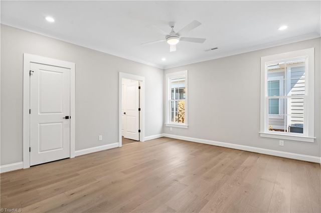 911 Eucalyptus Court, Winston-salem, NC 27106